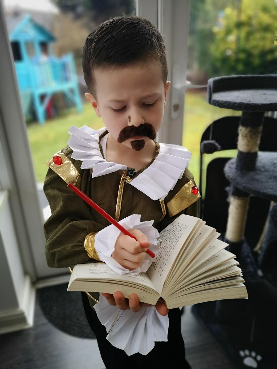 PrimaryRidgeway's tweet photo. Thistle class enjoyed celebrating World Book Day yesterday. We dressed up as some of our favourite characters and we had some fantastic entries for our create a character competition. Take a look! #Thistleclass https://t.co/fKDBWEhOOR