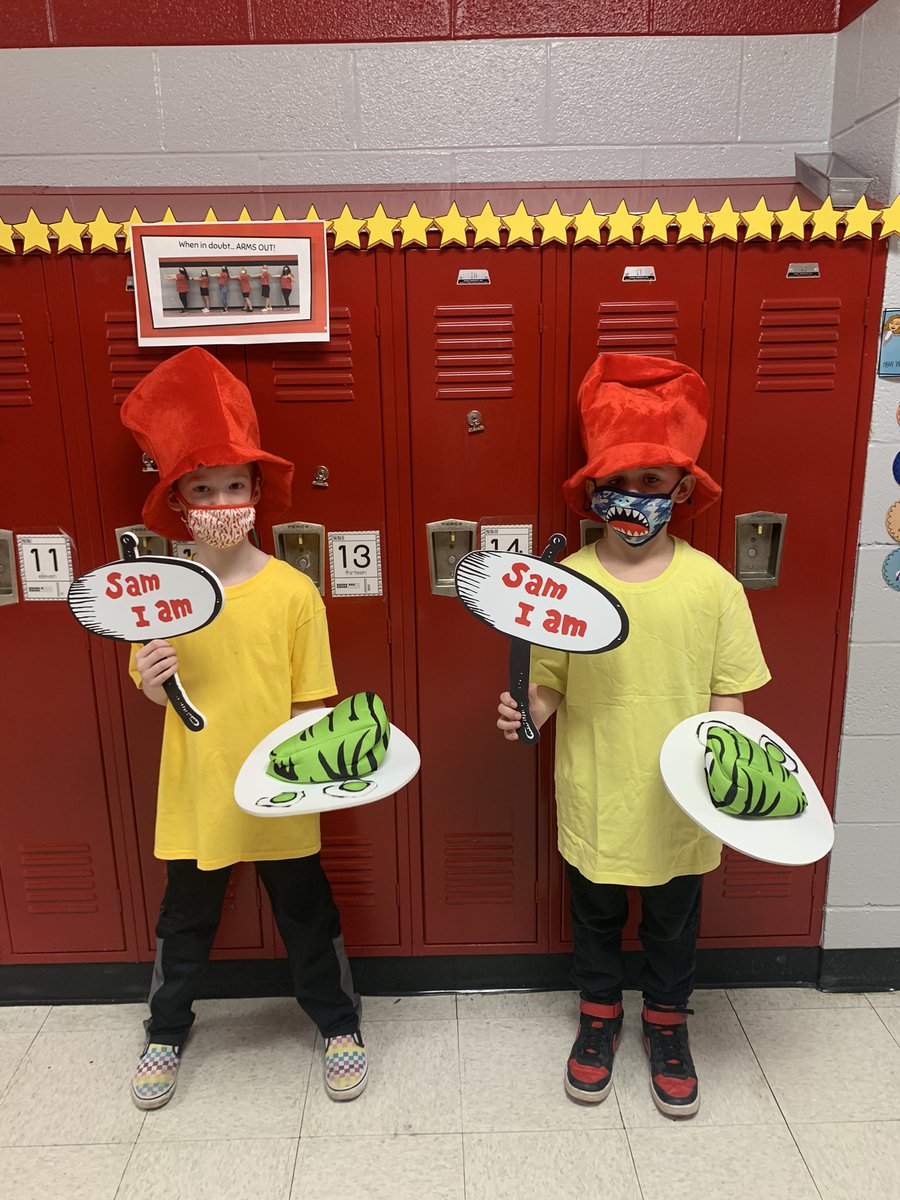 MsZdarsky's tweet photo. Am I seeing double? Oh boy, this must be trouble! #sd113a #DrSeuss https://t.co/UEvWSPf7fp