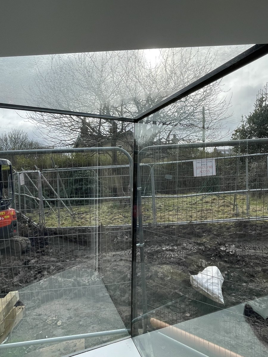 Chris Hunt tweet media