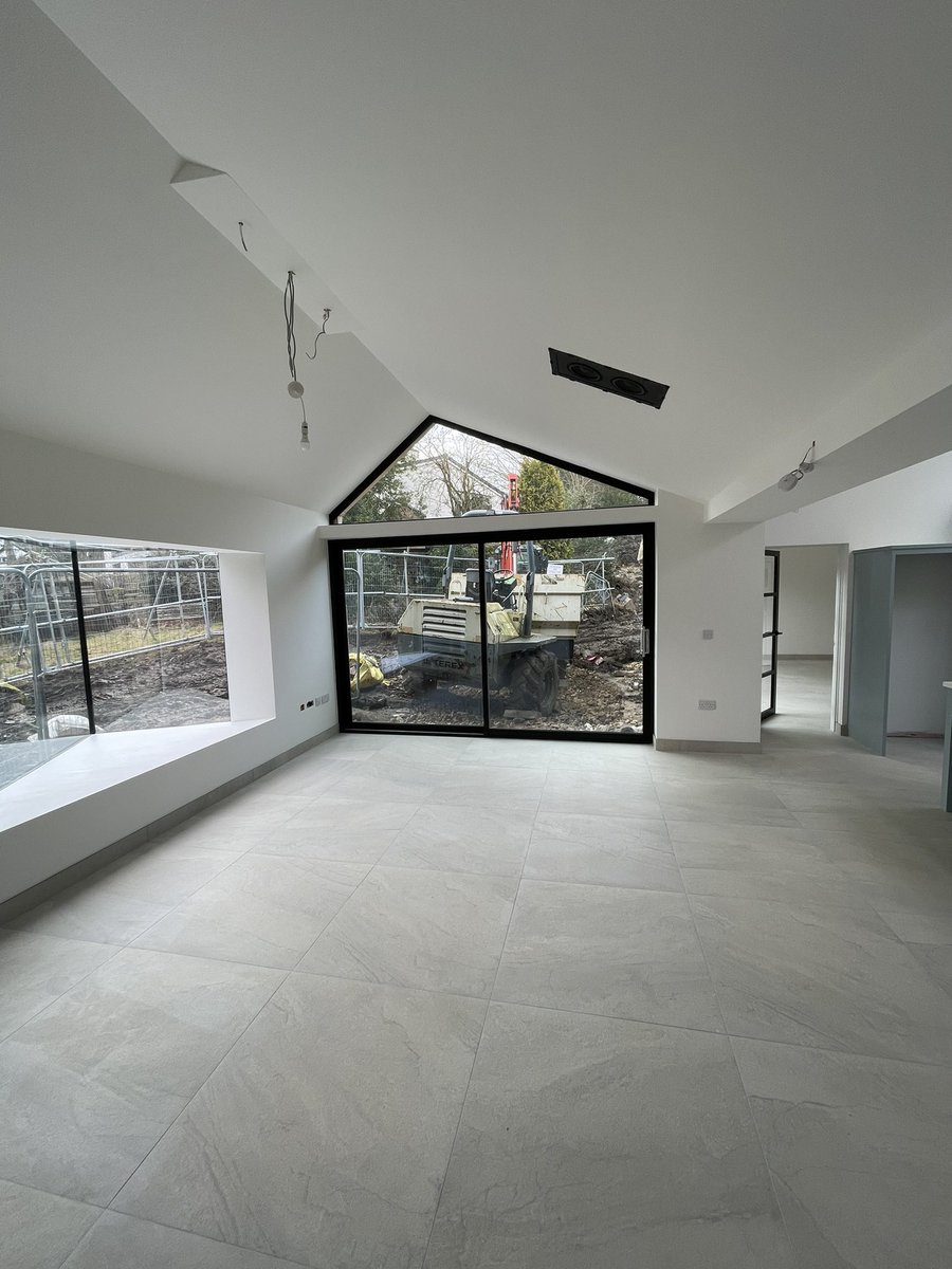 Chris Hunt tweet media