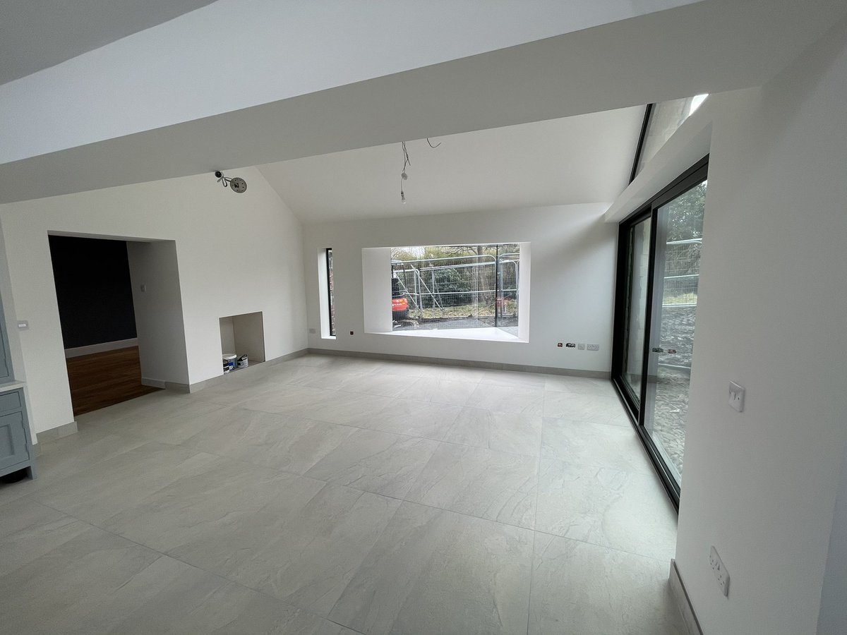 Chris Hunt tweet media