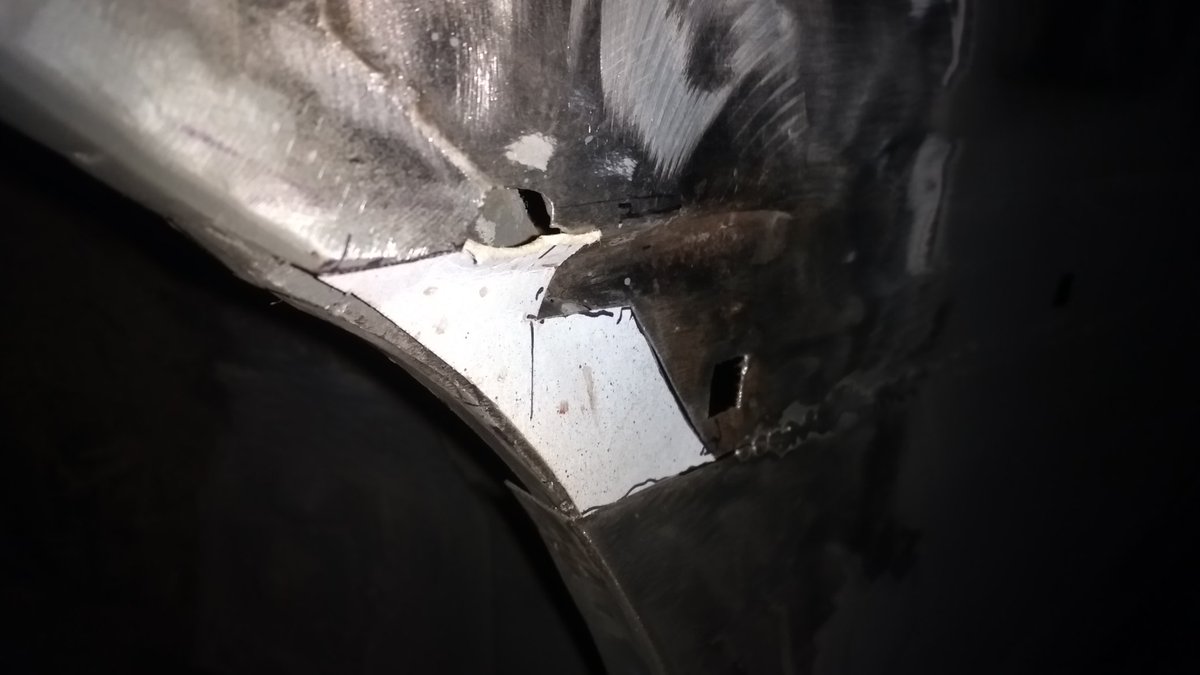 TK42138's tweet photo. Bit of CAD work today. Cardboard Aided Design'. Sometimes the smallest patches are the most time consuming to make. #R8Rover216GTi #Rover #wheelarch https://t.co/UJCZR9Zki3