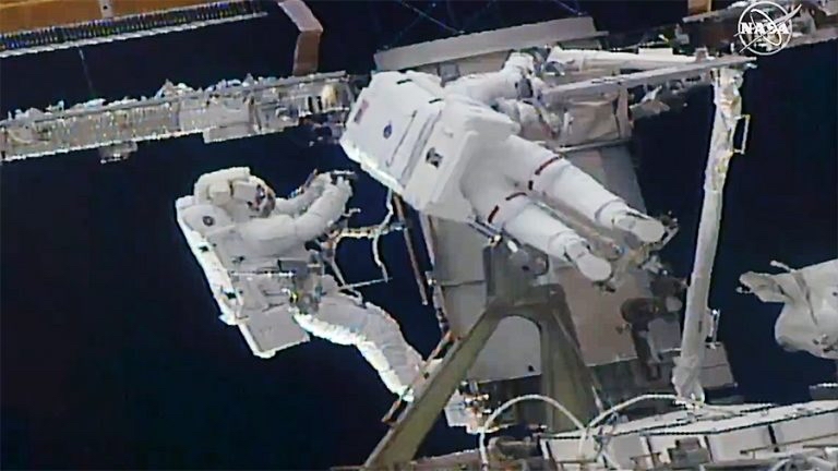 KathyLueders's tweet photo. A job well done! Spacewalkers Kate Rubins and @Astro_Soichi have completed their 6 hour and 56 minute spacewalk outside of the @Space_Station, completing the installation of solar array modification kits. https://t.co/8WeKgRSlfF https://t.co/nUnvo1gZXc
