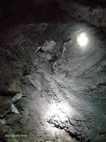 Military terrorists are now digging up Ma Kyal Sin’s the dead body from her grave and trying to take it somewhere. Guards from the cemetery got kidnapped. It is like insulting the deceased, her family and also against Chinese Tradition. 
#WhatIsHappeningInMyanmar 
#Mar5Coup