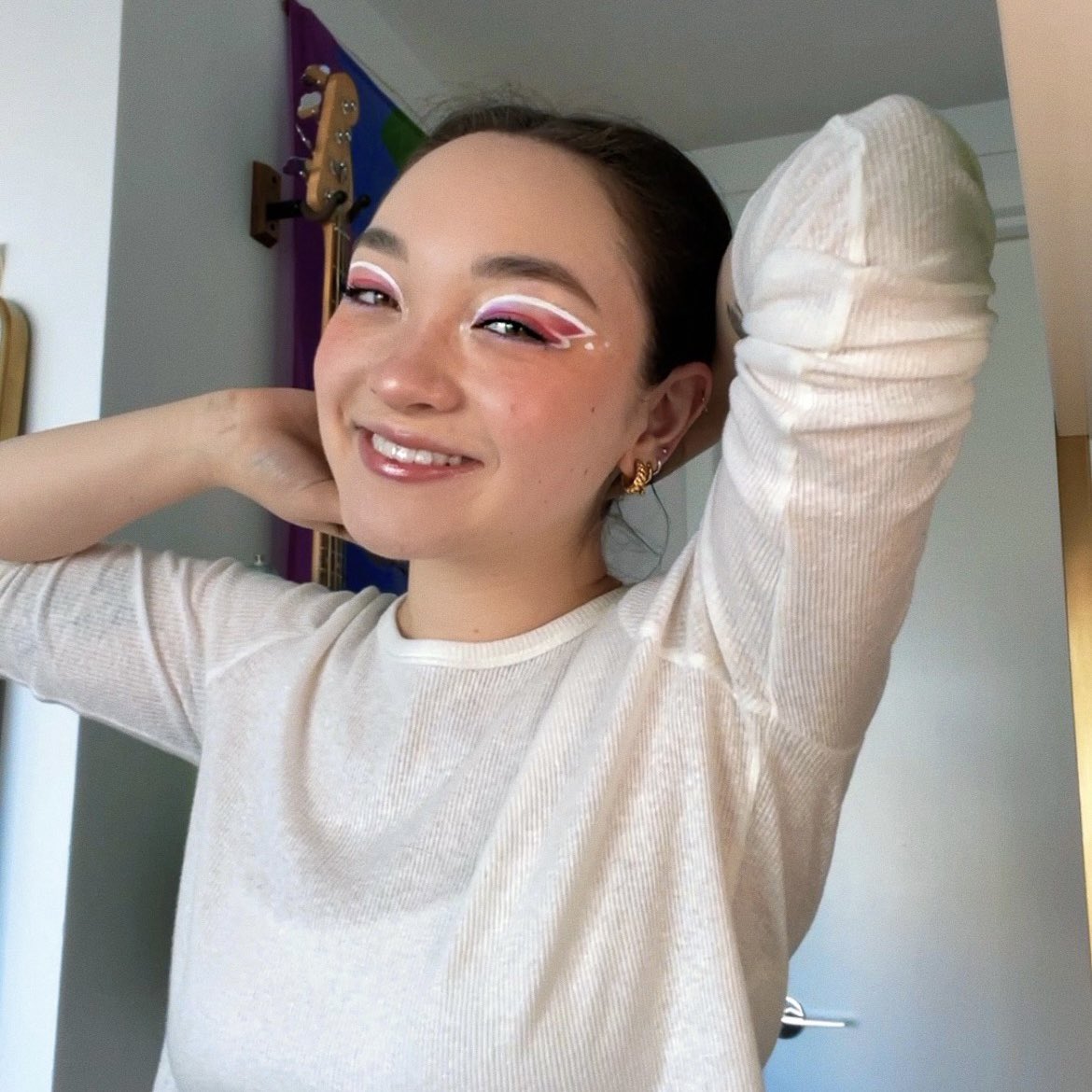 mxmtoon's tweet photo. makeup is fun sometimes c: https://t.co/t3fTcmibef