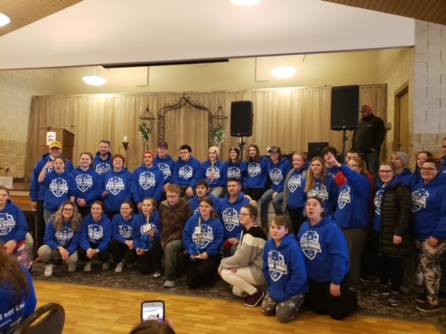 LPHS_Activities's tweet image. We are excited for tomorrow's Plunge At Home to support Special Olympics.  Stay tuned to @LP_LEAD for some pictures and videos of our LP Plungers! Here are some pictures of years past to get you in the mood to #BeBoldGetCold For more info visit soill.org/plunge-at-home/