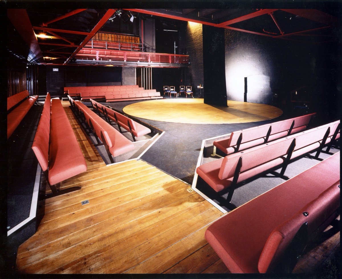 Donmar Warehouse tweet media