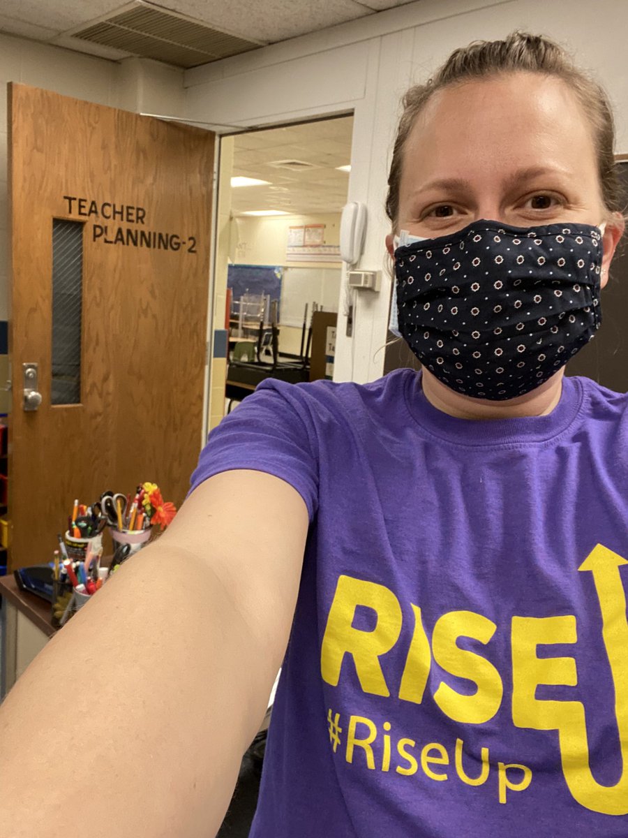 Robyn Wolf tweet media