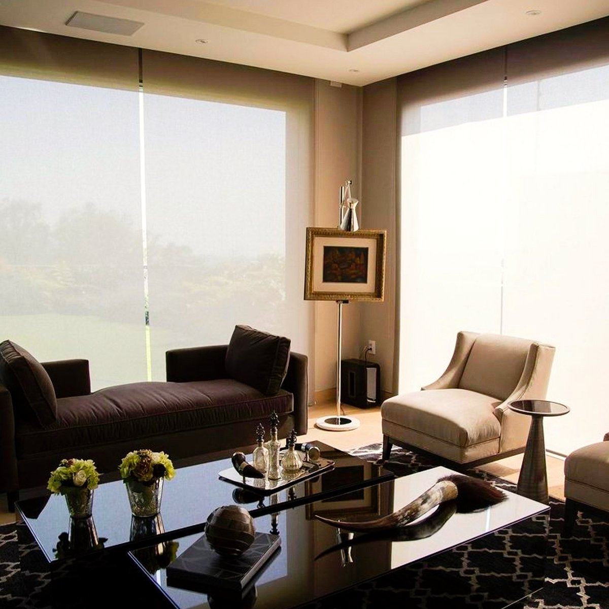 current_audio's tweet image. ✅Feature Friday✅
Check out this rad sitting room  by the golf course👀
.
Our friends @vfxdigitalmex installed these discrete Current Audio in-ceiling speakers. The room is classy now with an even classier sound🔉
#current #currentaudio #soundvisiontechnologies #audio