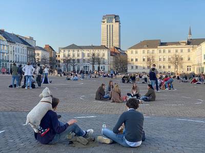 Studenten: “Hadden gehoopt op kotbubbel, maar tevergeefs” dlvr.it/Rv3C4b