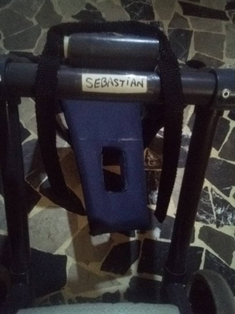 MirniaT's tweet photo. La silla de SEBASTIAN gracias a 👉 @leonardomoleiro and @FridaFoundati0n ahora a buscar como me la traigo de Caracas a Barquisimeto Thank https://t.co/bFSfsL37Cj
