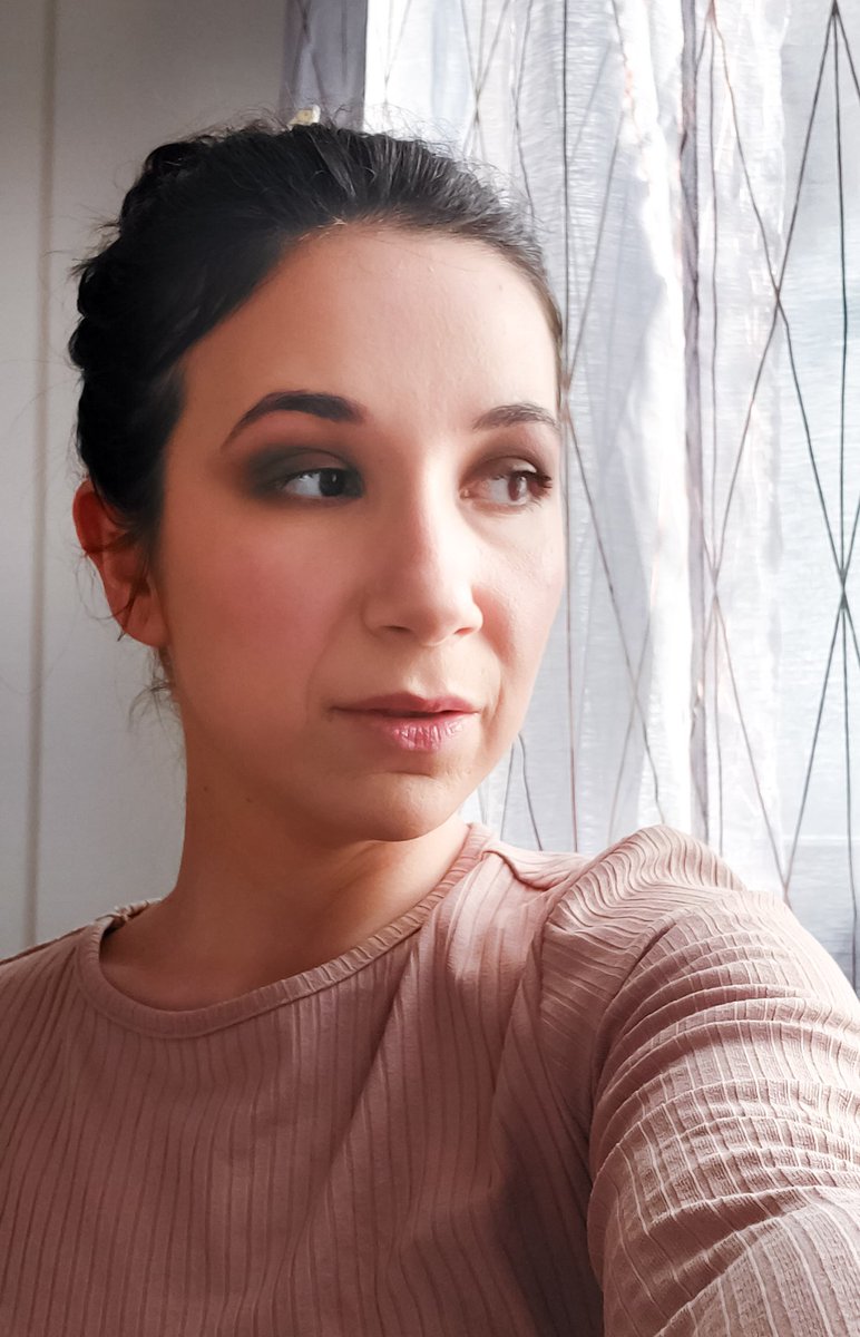 Makeupforlove1's tweet photo. https://t.co/aQVMKWTlxL 

#mua #makeup #makeupartist #makeupaddict #makeuplover #brownsmokeyeye #makeuplooks #makeuptime #Morphe https://t.co/AI0gZiEV7M