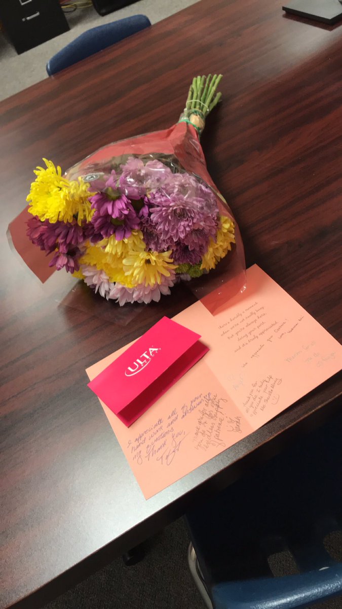 CortnieDeNise's tweet photo. Thank you @SalyersElemCubs Sped teachers for the flowers and Ulta gift card to celebrate!!! #diagnosticiansweek @SpringISD @springisd_sped #diagweek #year7asadiag https://t.co/LNnLzdWppH