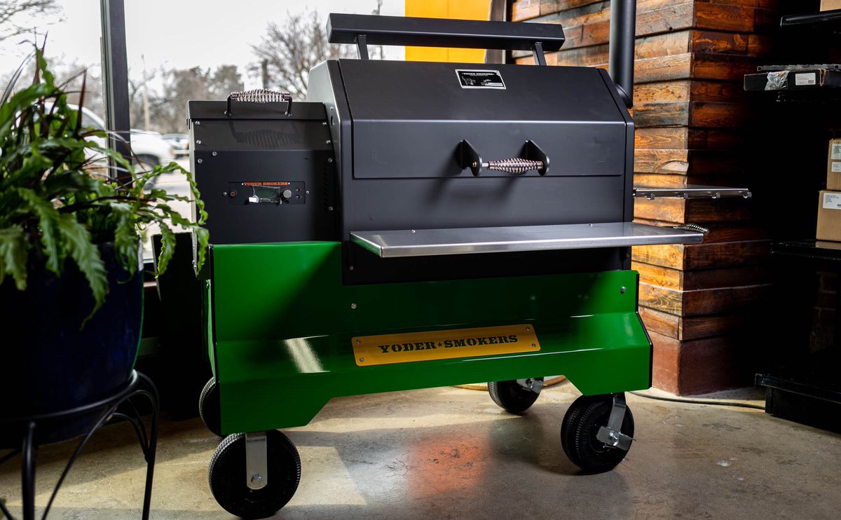 atbbq's tweet image. Check out this NEW color for the YS640s Competition Cart! Stop by our showroom in Delano to see this grill for yourself-- or shop ALL of our new Limited Edition Colors for the YS640s: bit.ly/3dVmQX5 

#teamyoder #yodersmokers