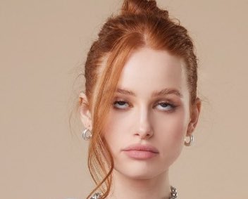 The face my mom makes when I talk about <a href="/madelainepetsch/">Madelaine Petsch</a> <a href="/VanessaMorgan/">Vanessa Morgan</a> 24/7 a day