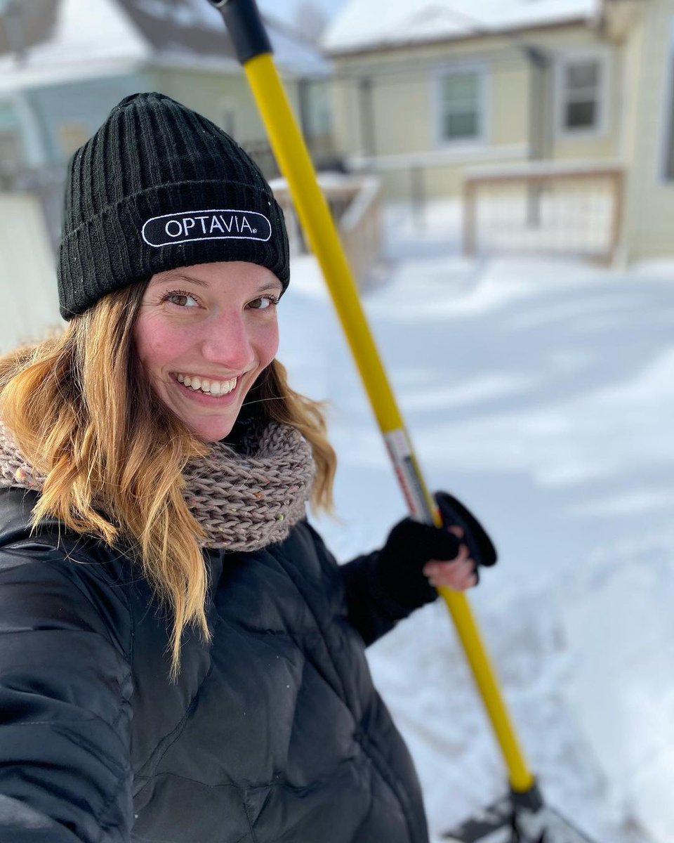 No matter the reason or the season, make sure you stay accountable! Independent OPTAVIA Coach, Erin B., says: “Using lifelong healthy habits like N.E.A.T., I chose to Go Manual with snow removal today.❄️I can use my healthy body &amp; a shovel to do the work of a snow blower!"