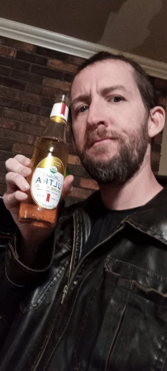 #ooc little bday selfie enjoying one of my gifts.. my friends better than your friends