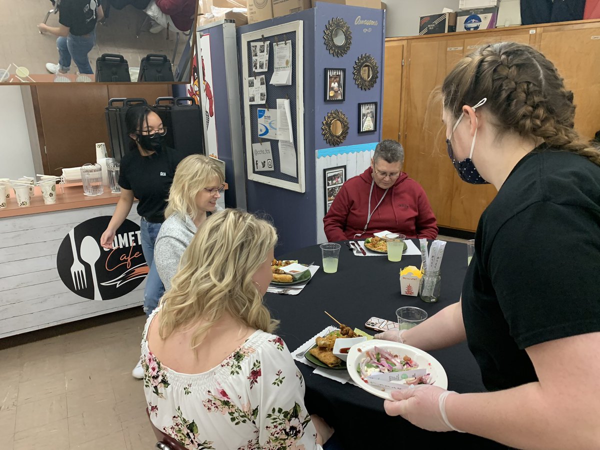 cchs_fcs's tweet photo. Another Comet Cafè ✅  Made in #ProStart https://t.co/ZxUYHDnHCx