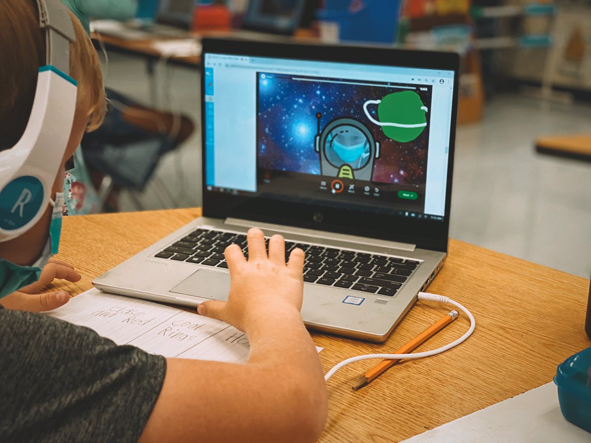 MrMerrillsClass's tweet photo. Today was out of this world! ๐ ๐
โญ๏ธ Read / learn about the planets using @epic4kids
โญ๏ธLearn more about the planets with @tinybopโs Space
โญ๏ธBecome an astronaut on @Flipgrid to report what you have learned!
#interACTIVEclass #FlipgridForAll https://t.co/0r1WKjevxR