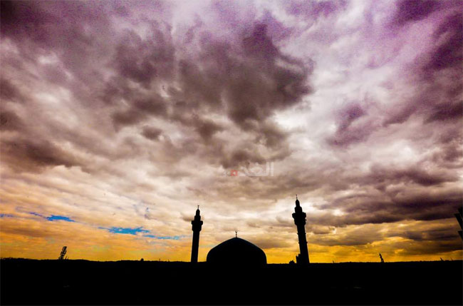 صورة مسجد الملك عبد الله الأول، مساء الجمعة، في العاصمة عمان عند الغروب. (تصوير أمير خليفة) الغد الأردن