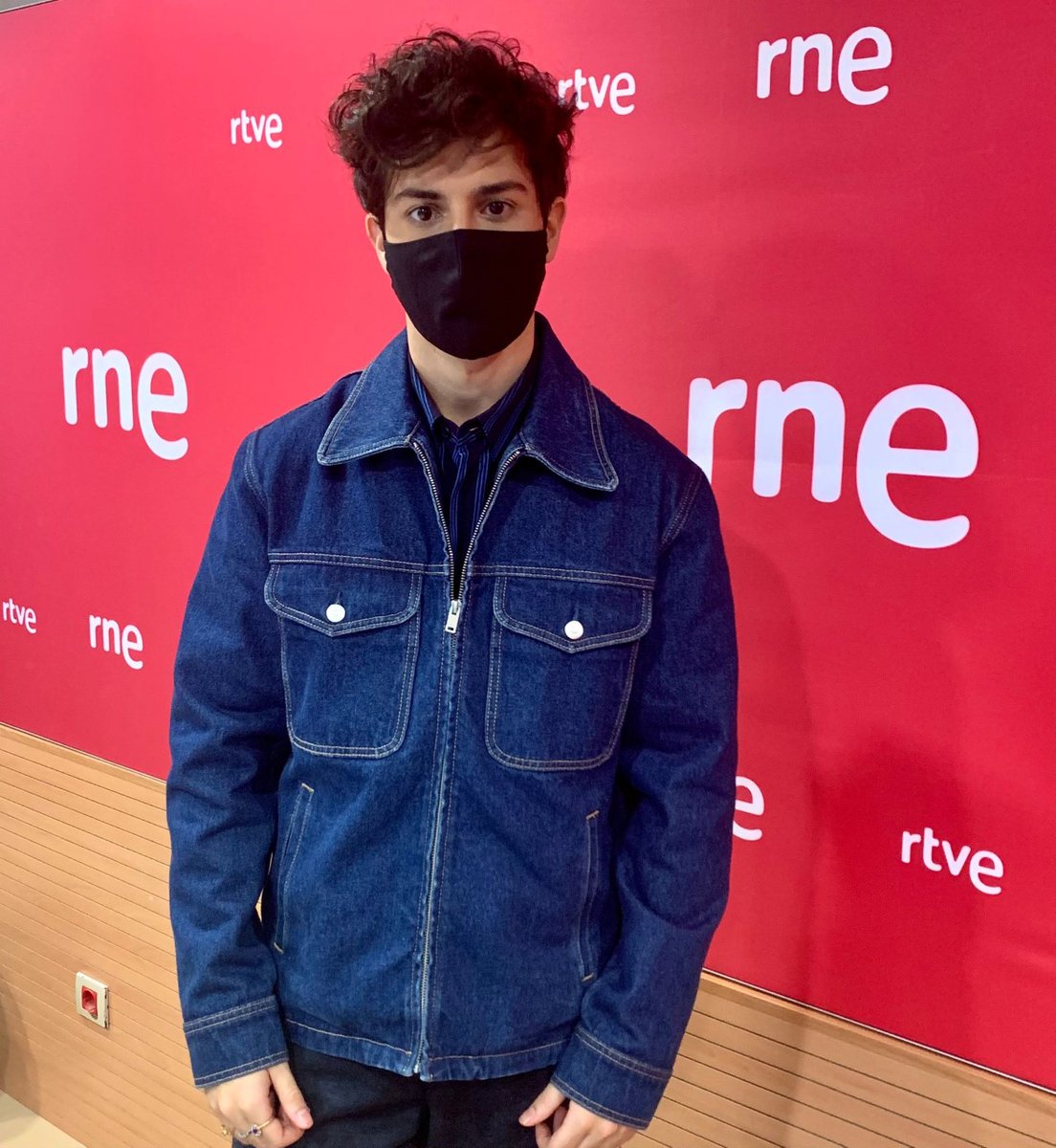 MetropoliRadio4's tweet image. 🗣️ "Estar en el moment adequat en el lloc precís crec que no serveix de res si no ho desitjes"

👉@alfredgarcia amb #LosEspabilados 🎶

🔊 Recupera l'#ENTREVISTA aquí 👇
📌 #PodCast ▶️ rtve.es/a/5809515 
📻 @radio4_rne 🎙️ @XaviColladoBCN