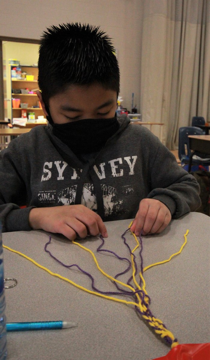LordNelsonWSD's tweet photo. Our Grade 5/6 Students celebrated Festival Du Voyageur day.  The day included a live fiddling and jigging performance, snowshoeing,  maple syrup candy, sash keychain weaving and much more! @WinnipegSD https://t.co/0ktSpuUlj0