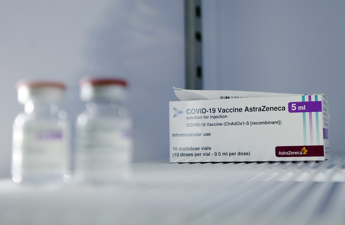 Noovyis's tweet photo. (Quei vaccini “introvabili” che vengono venduti sul dark web (alcuni sono falsi))  Playhitmusic - https://t.co/pl7g1Mjgj5 https://t.co/j9mC9O97bQ