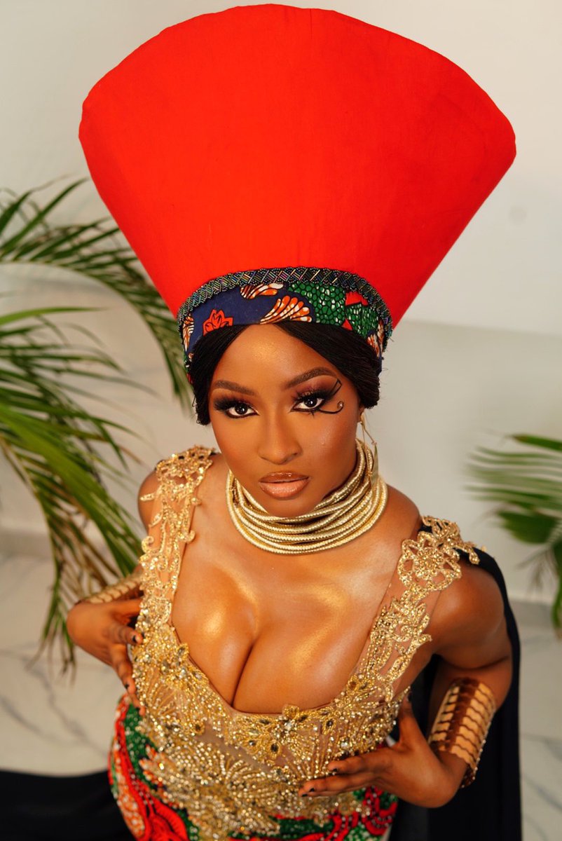 _kimoprah's tweet image. Queen Of Zamunda 👸🏽..

#ComingToAmerica2 #coming2americapremiereng