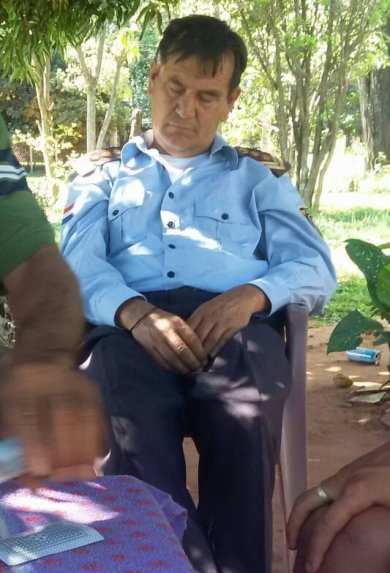 Horaciotwd's tweet photo. Policía luchando contra la inseguridad, EPP, Feminicidios // Policía para reprimir a gente HARTA de la corrupción en su país..
..
SOLO EN PARAGUAY!
#EstoyParaElMarzoParaguayo2021 #EstoyParaElMarzo2021 https://t.co/4mZo3r6Ihg