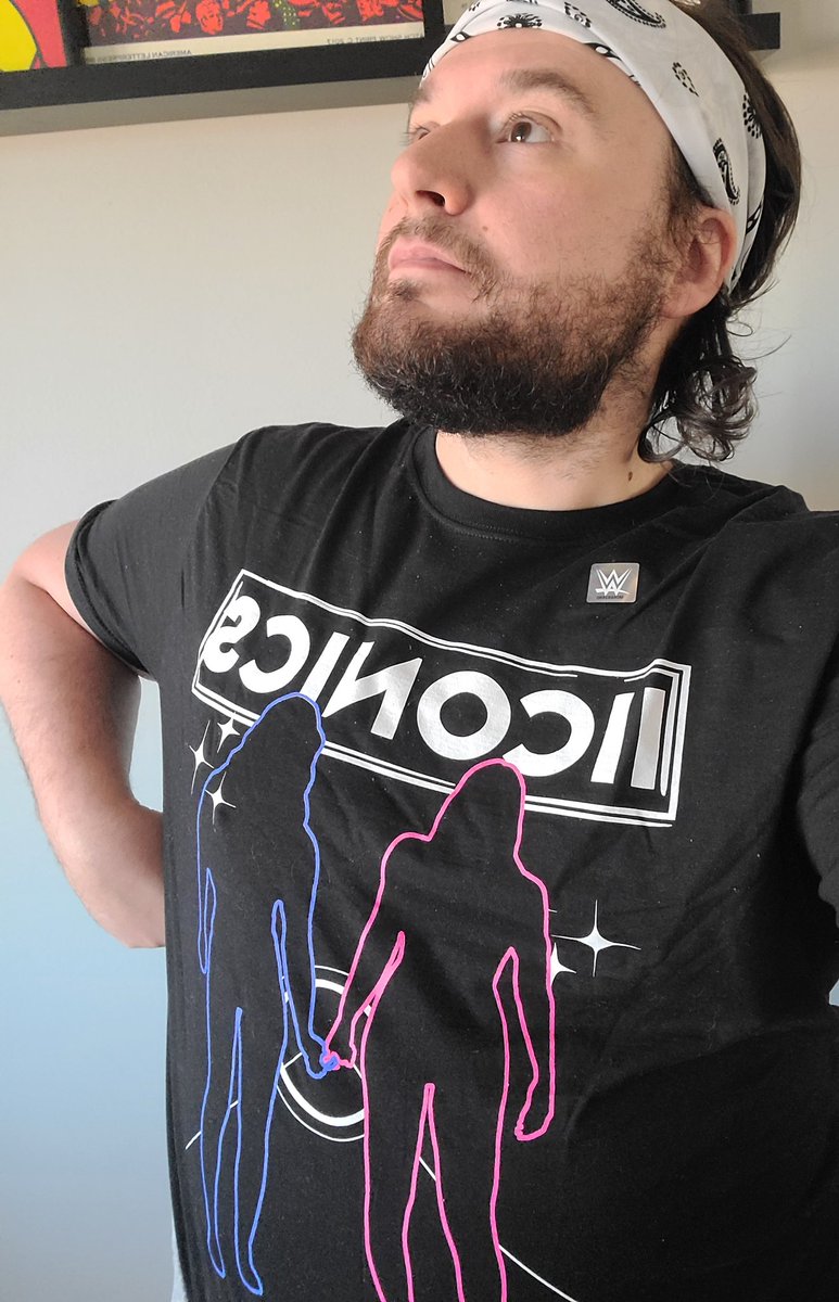 peterferreri1's tweet image. Day 33 of the #WMTShirtChallenge with my buddy @davidlagreca1 and @BustedOpenRadio. Even though it's a recent #flashback we have @BillieKayWWE and @PeytonRoyceWWE from the #iiconics. @WWEShop #SmackDown #FBF #FlashbackFriday