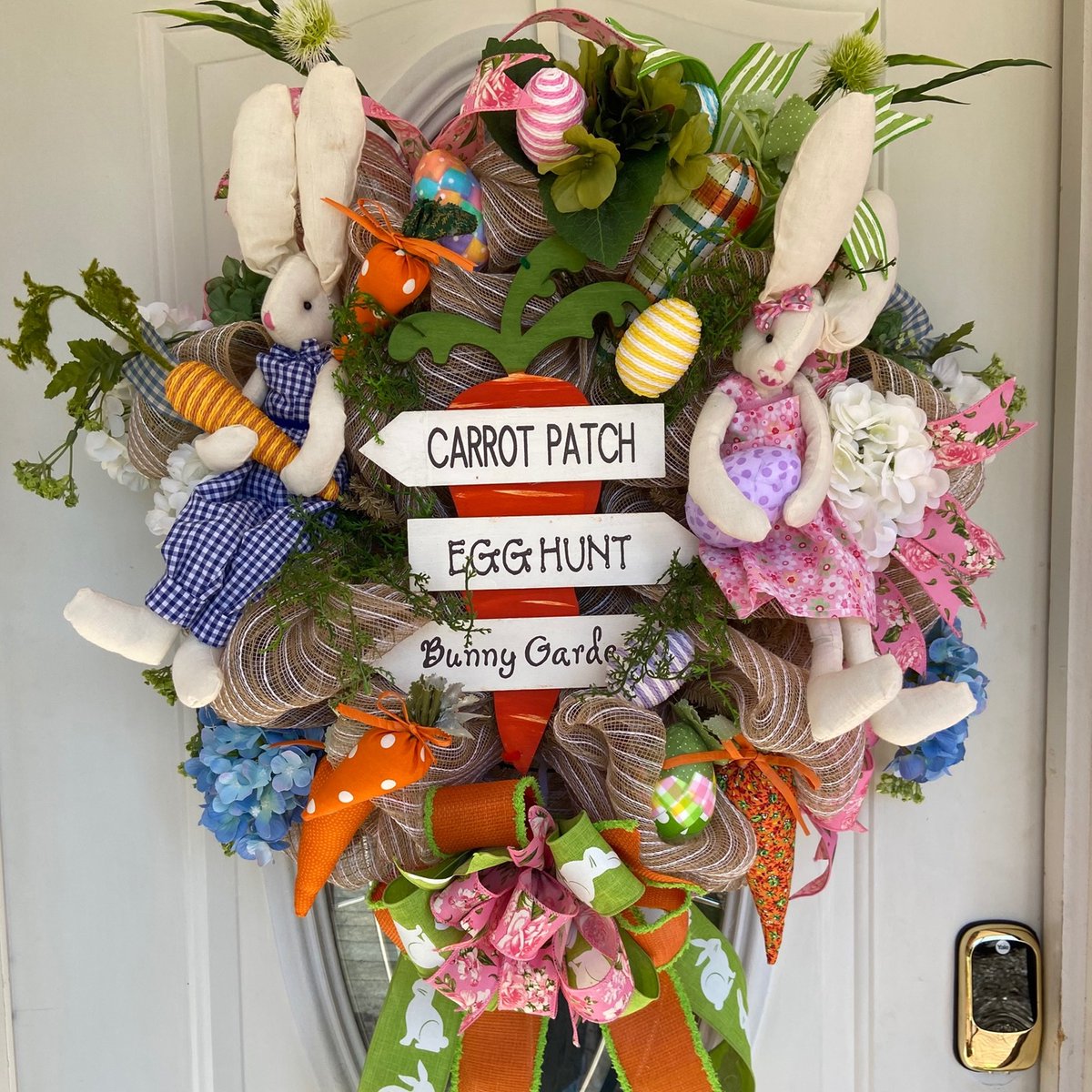 TOJ73's tweet image. Look at what is new for Spring #baskets#wreaths#bunnys#carrots#Easter eggs
 Come on by etsy.com/shop/ReecesDes…