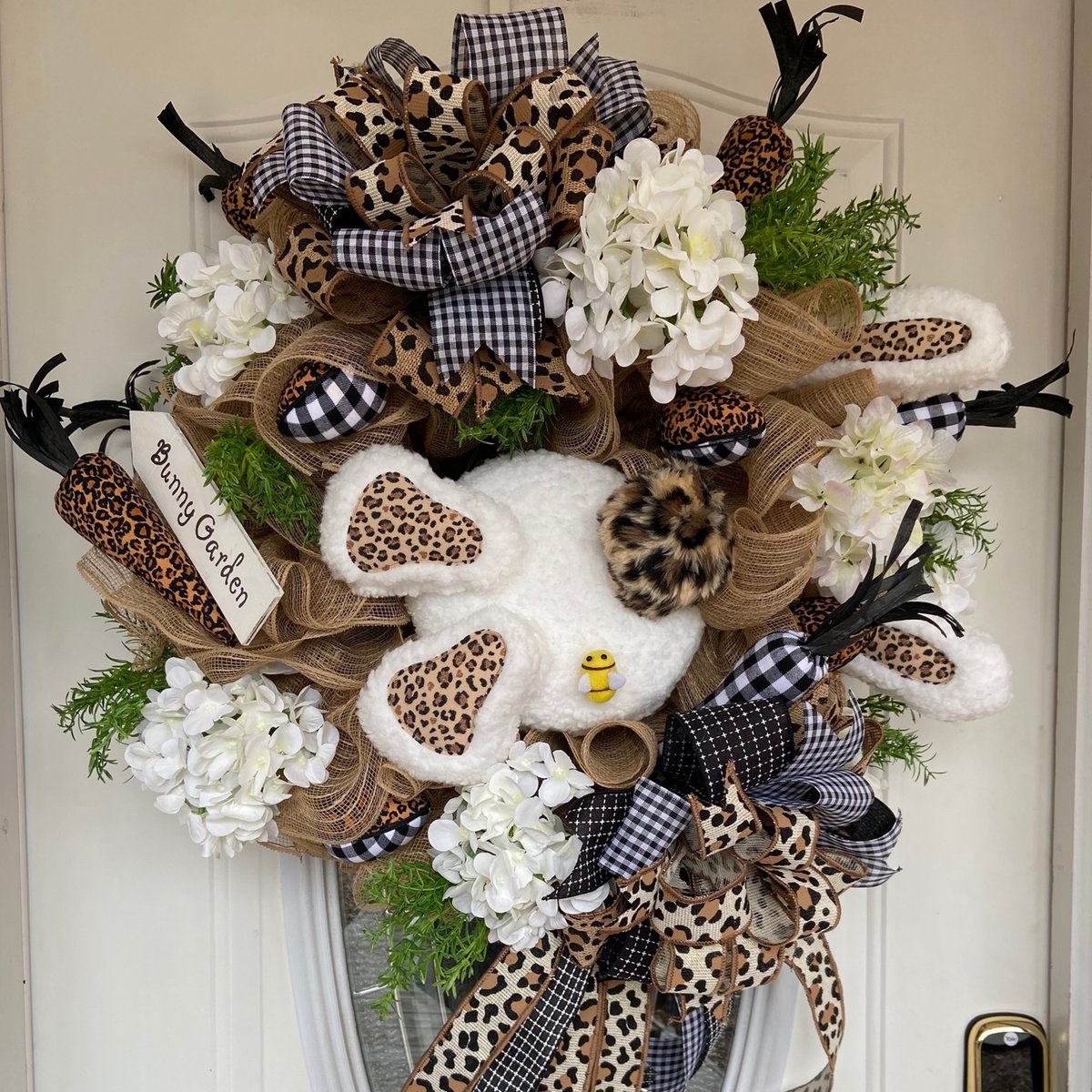 TOJ73's tweet image. Look at what is new for Spring #baskets#wreaths#bunnys#carrots#Easter eggs
 Come on by etsy.com/shop/ReecesDes…