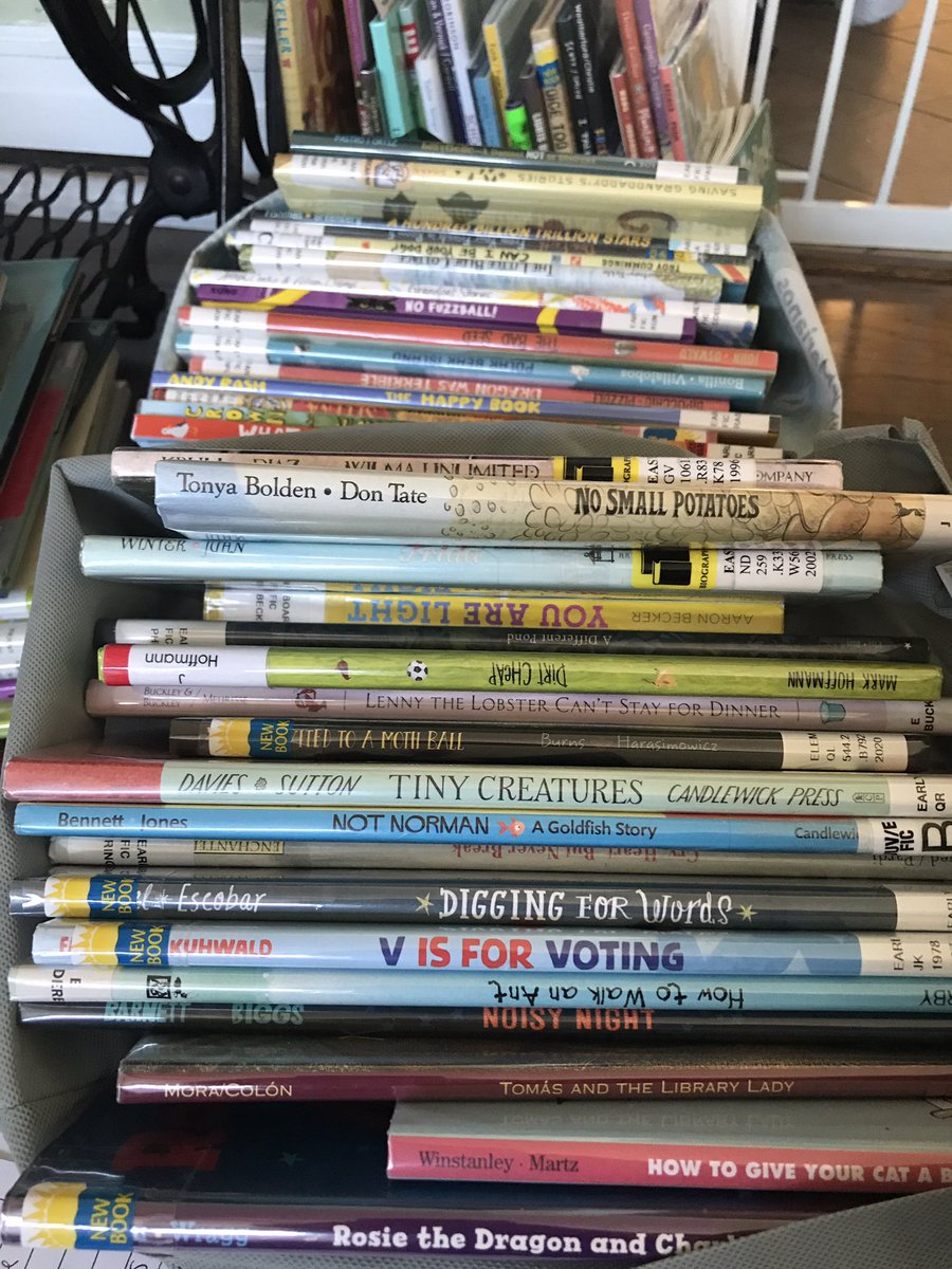 debmcgarvey's tweet image. Thanks to @chipublib for lifting the borrowing limit and #ReFoReMo for the inspiration and great posts. Working my way through week one. #livingroomlibrary