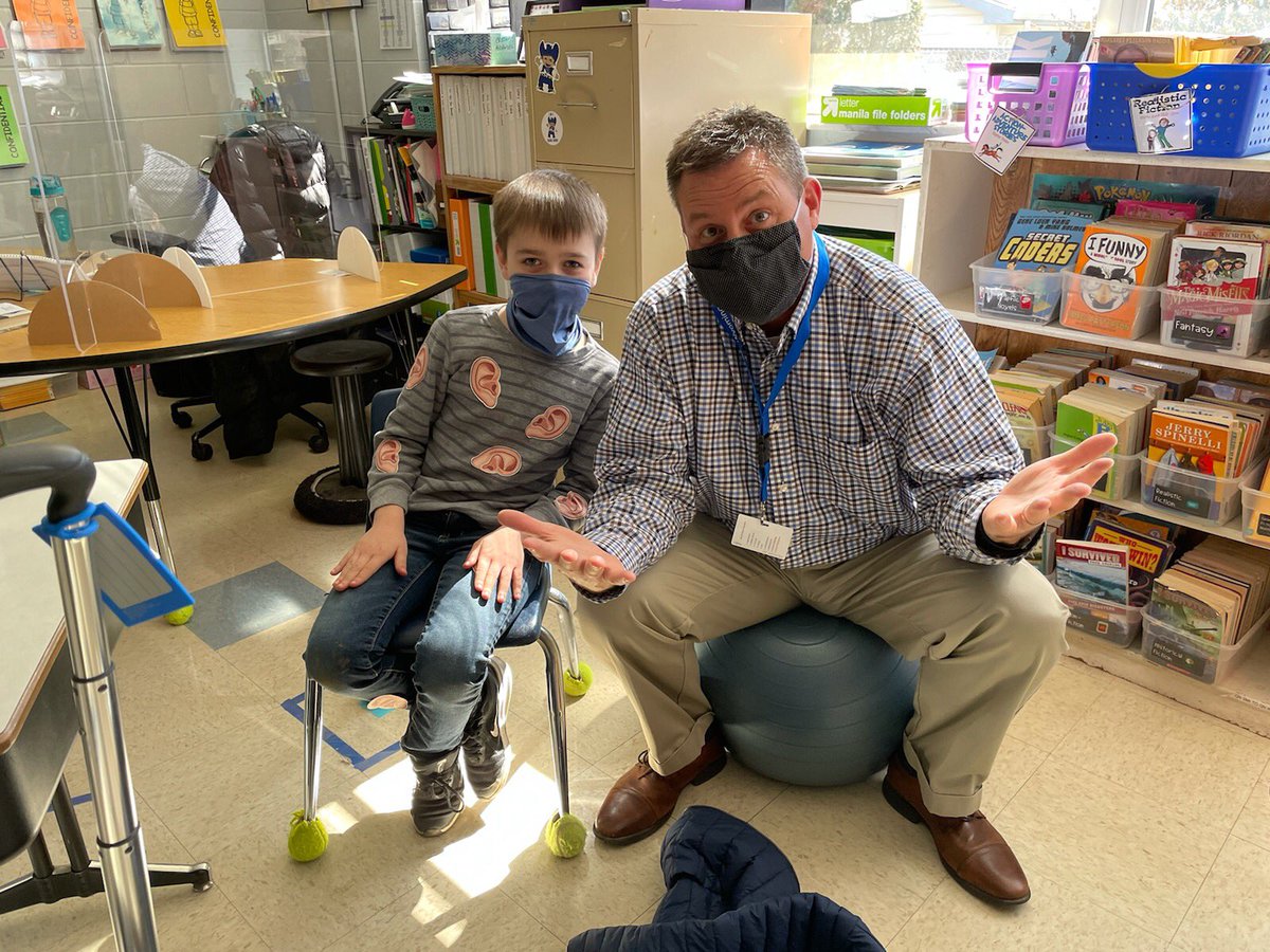 Kudos <a href="/TimWeberWyoming/">Tim Weber</a> for being so “on the ball” for 4th grade Idiom Day. It looks like my son and the other 4th students were “all ears”. 👂🏼😂