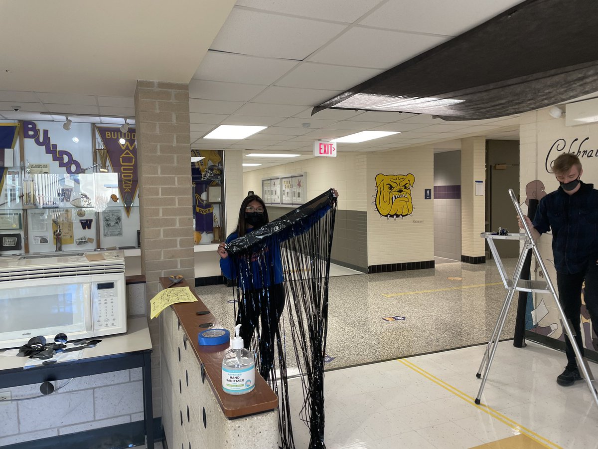 So glad we were able to decorate the halls for Class Color Week! Thanks to everyone who came and helped decorate 💖🤍🖤💙