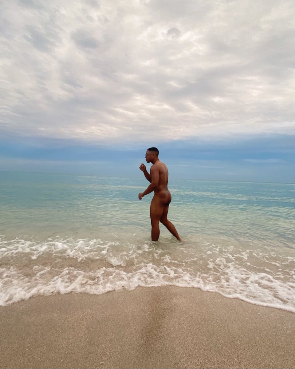 intoblackguystv's tweet photo. #IntoBlackGuys Vincent https://t.co/zubK9OzR4I