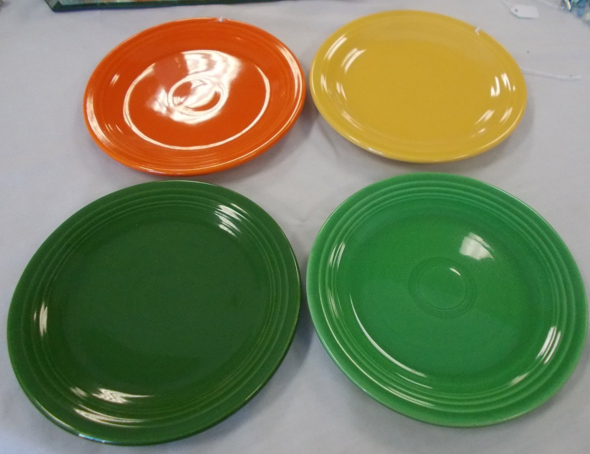 Vintage Fiestaware Dinner Plates, Original Fiesta Colors Green Yellow Orange, MCM Dining Plates, Prissys Newberry Antiques etsy.me/3sNDfRE #ceramic #vintagefiestaware #retrodiningset #prissysantiques #mcmkitchenware #atomicage #artdecostyle #grandmillennial