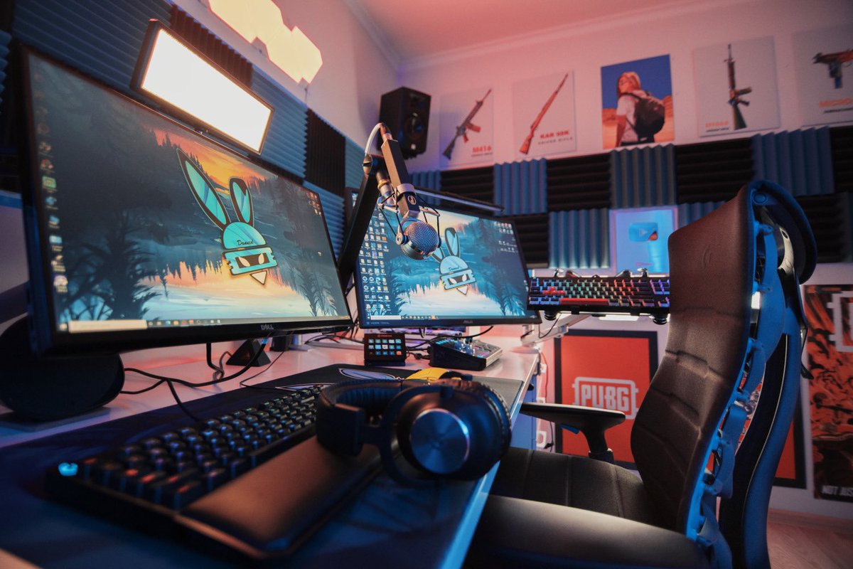 DanucD on Twitter: "Logitech G Gear ✓ Blue Microphone ✓ Herman Miller chair  ✓ What gear do you use gamers? Show me your setups!👀 #LogitechGPartner  #PoweredByBlue… https://t.co/YyltgcSX6E"