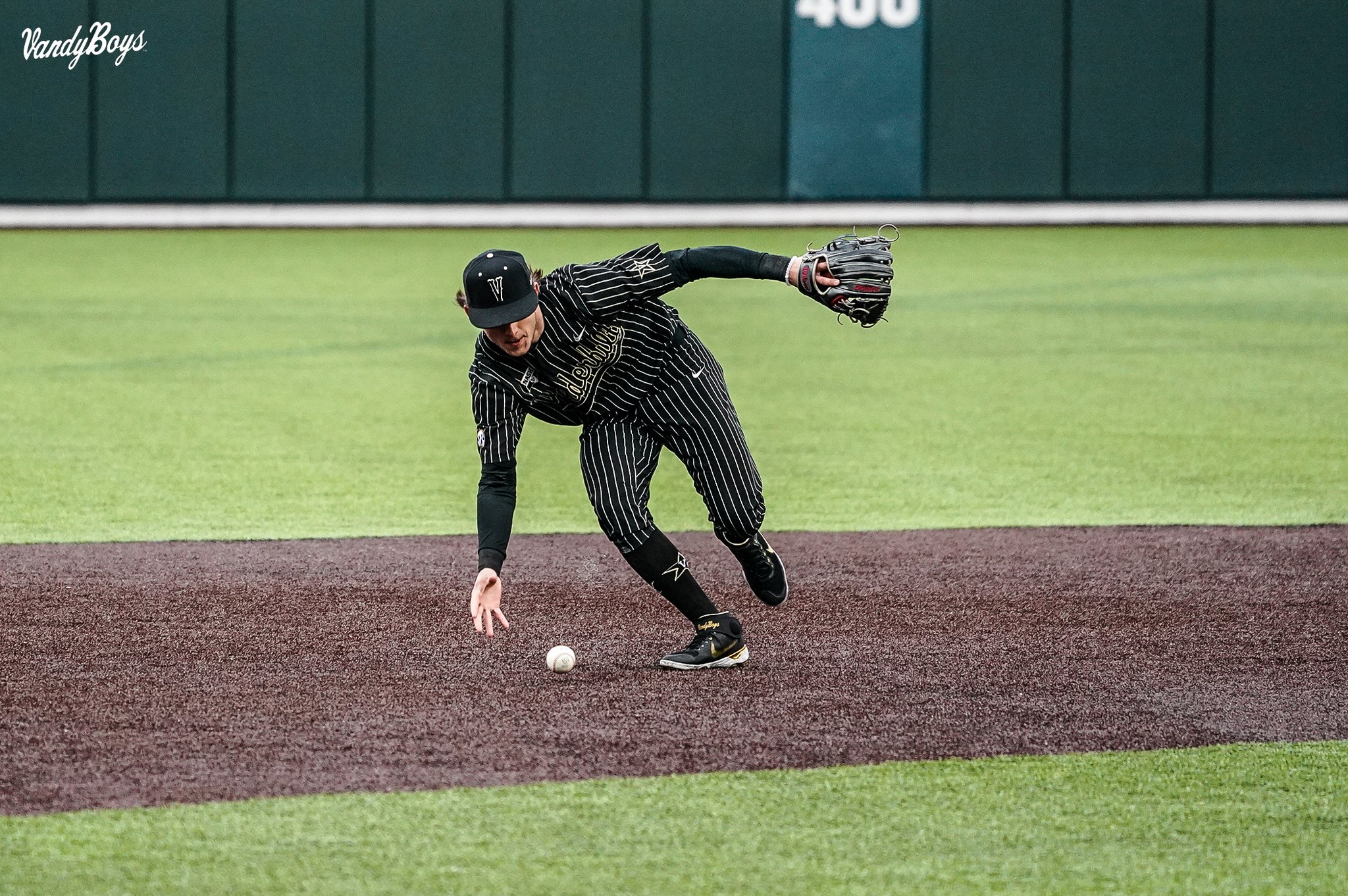 Carter Young: 5 facts on the Vanderbilt baseball shortstop