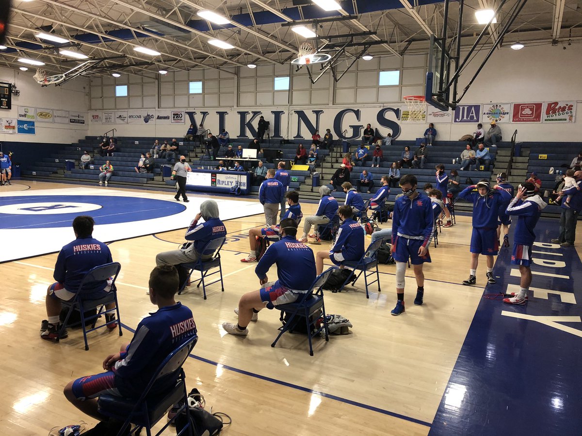 RipleyHSWV's tweet photo. Friday Night Wrestling @wvssac https://t.co/1wVVuaoerR