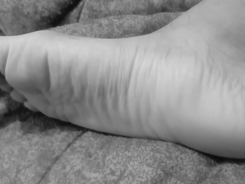 cashmaster2106's tweet photo. Smell and lick them NOW

#findom #cashmaster #debitcontract #footmaster #footdomination #feetdom #humanatm #rtgame #cashslave #cashgod #alpha #cashalpha
@RTfeetdom
@RT_footfetish
@RT4feet
@rt_feet
@R2find
@RTFeet3 https://t.co/HHC516FVLn