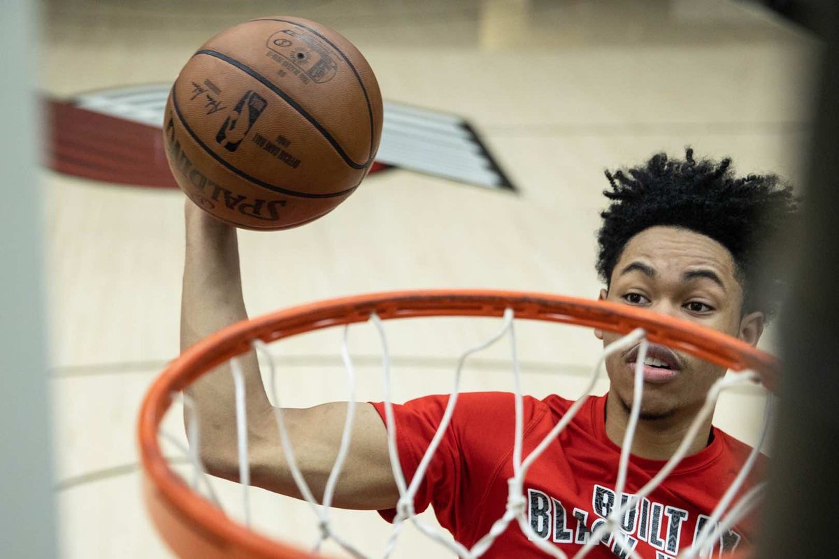 trailblazers's tweet image. 👀

#LetAntDunk