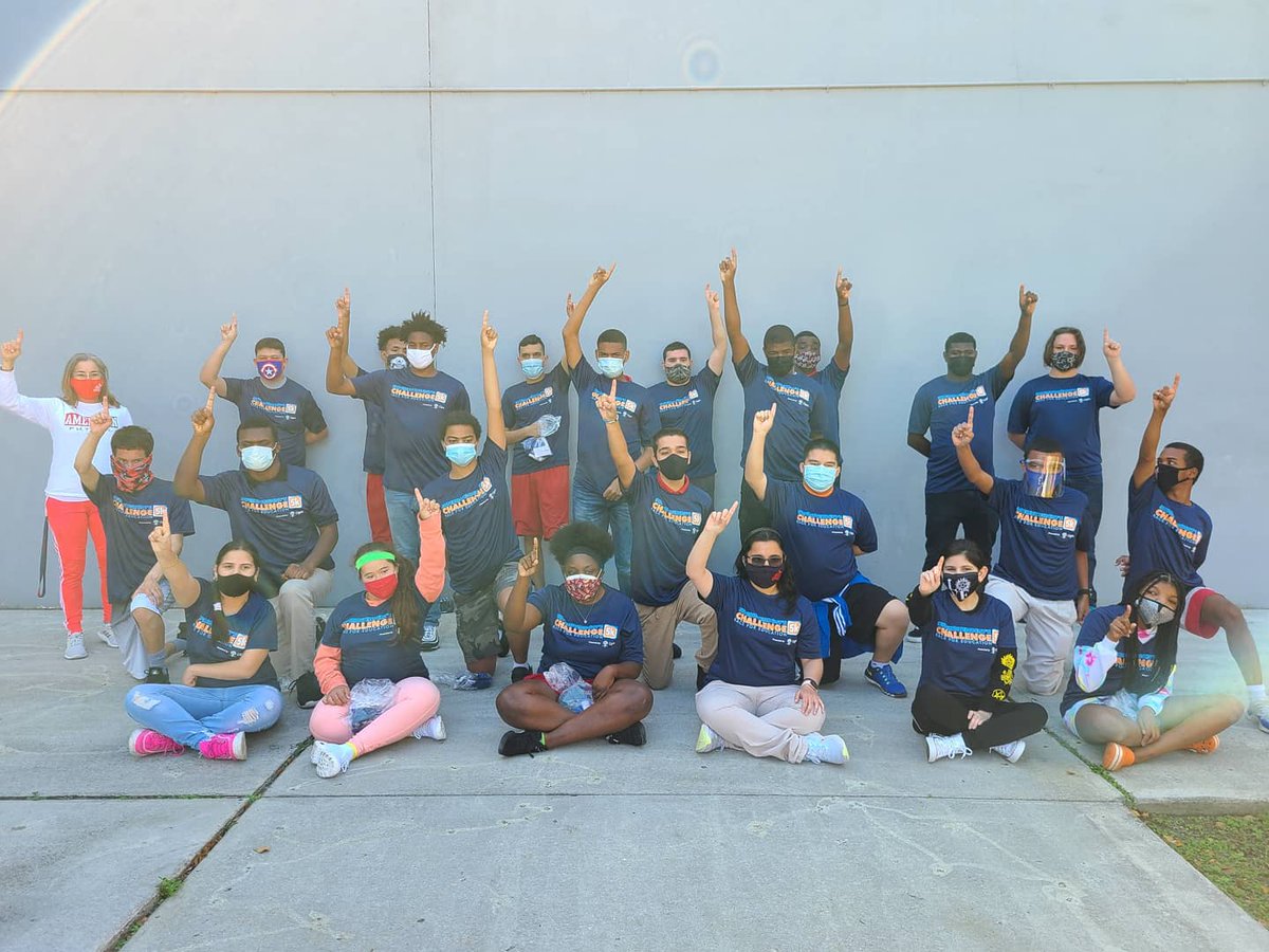 7011patriots's tweet photo. Our #APRunners are ready for the #MiamiSup5K 💪  @RunMiami @MDCPS @MDCPSNorth #TheGreatNorth Are you ready? 🏃🏃‍♀️🏁 #VirtuallyMiamiFamous https://t.co/rZbJ8B4pbR