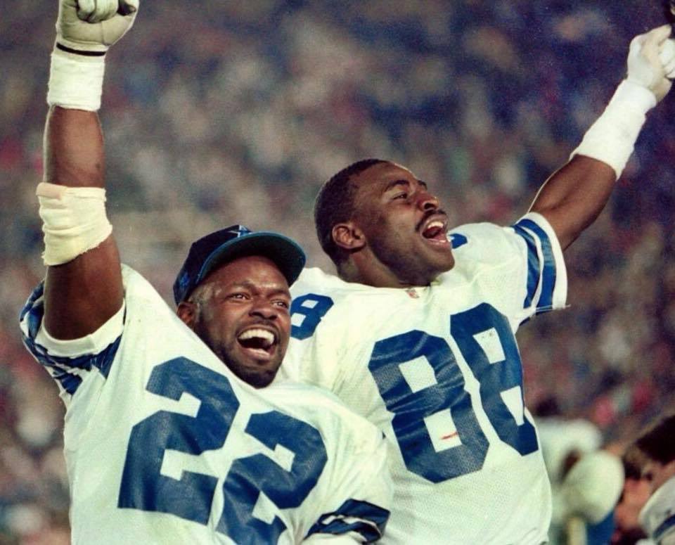 EmmittSmith22's tweet photo. After all these years, I still enjoy celebrating the good times with my boy. Wishing a very happy birthday to @michaelirvin88! https://t.co/1KTsCPyZyg