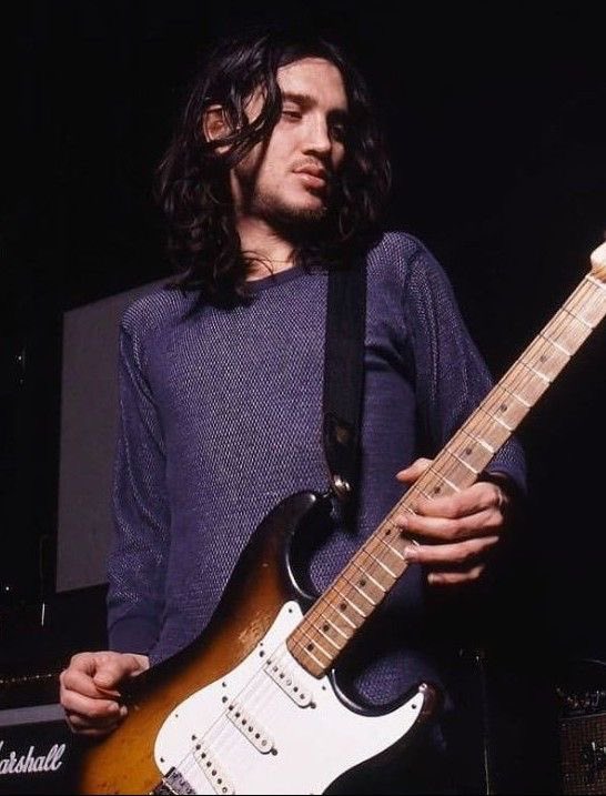 Happy birthday to john frusciante!! my  favorite artist and guitar player, who made me appreciate music!    
