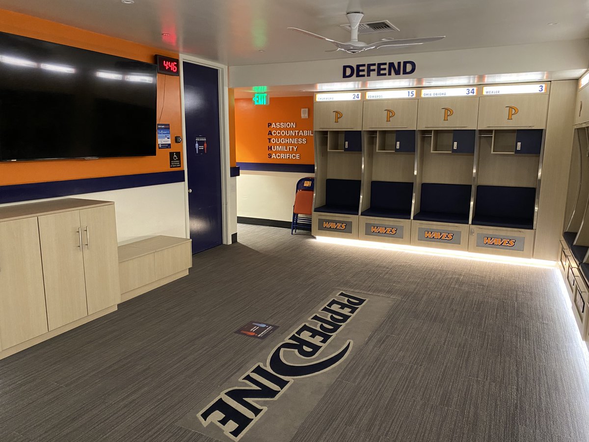 PeppRisingWaves's tweet photo. Take a look at the recently renovated locker rooms for @WavesHoops! DM this account to learn more about how you can support the Women's Basketball Team ππ
#WavesUp | #ThriveInTheWait https://t.co/cclhWzx8pj