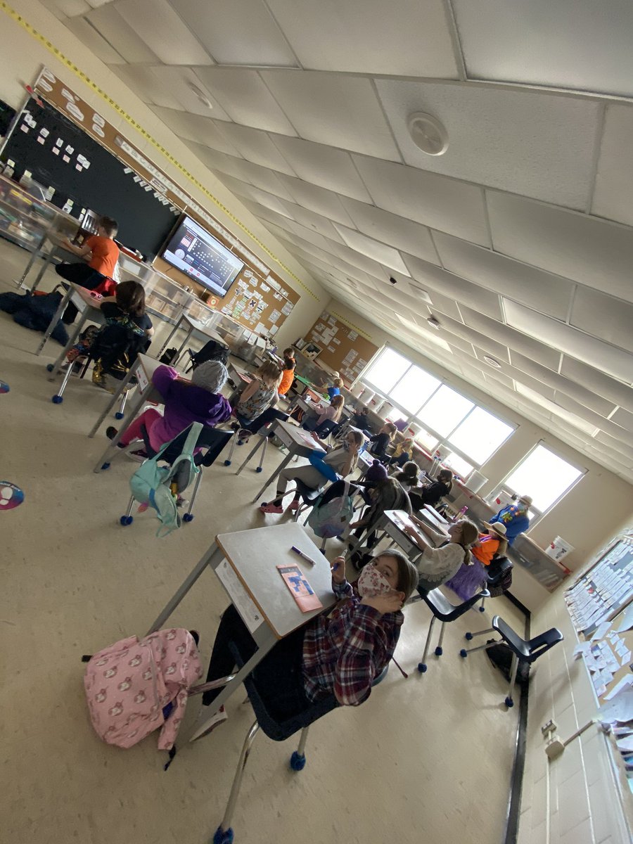 MrsJiggins(Longeway) tweet media