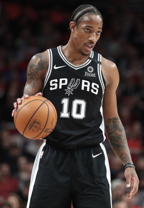 RangersPlsWln's tweet photo. Mike Conley vs DeMar DeRozan this year. Left is Conley 

16.1 PPG.   20 PPG
3.5 RPG.     4.9 RPG
5.7 APG.     7.2 APG
58.8 TS%.  59.4 TS%

Conley is the 3rd best player on his team. DeRozan is leading the spurs to 7th in the west https://t.co/bH8ipJcp7r