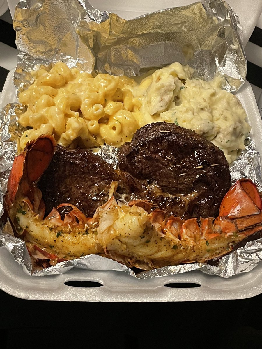 Boogotti_bmb's tweet photo. Surf and turf  🥩🦞☺️ https://t.co/6cc5ZfVMHl