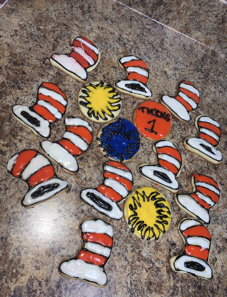 Chef_Ortiz29's tweet photo. “Today you are you, that is truer than true. There is no one alive that is youer than you.”-Dr.Seuss #culinary #SEHSthebest #ReadAcrossSanElizario #CTE #sugarcookies #Studentwork https://t.co/HZ8t0CjQia